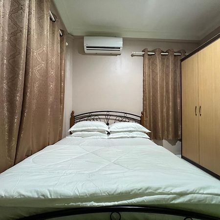 Hanif Homestay Кучинг Екстериор снимка
